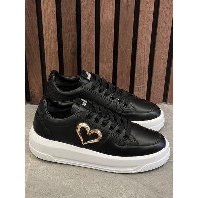 Moschino - Sneakers - Zwart