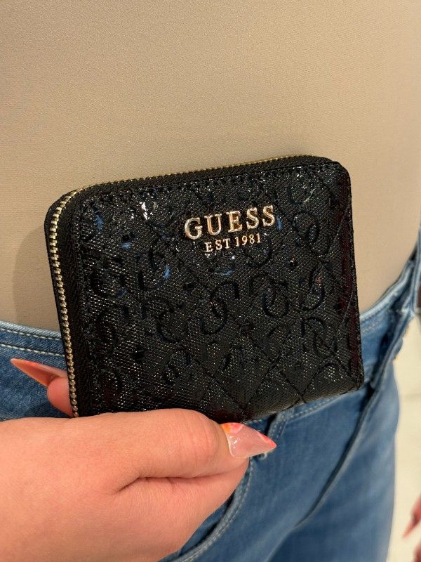 Guess - Yarmilla Slg Small Zip Around - Zwart