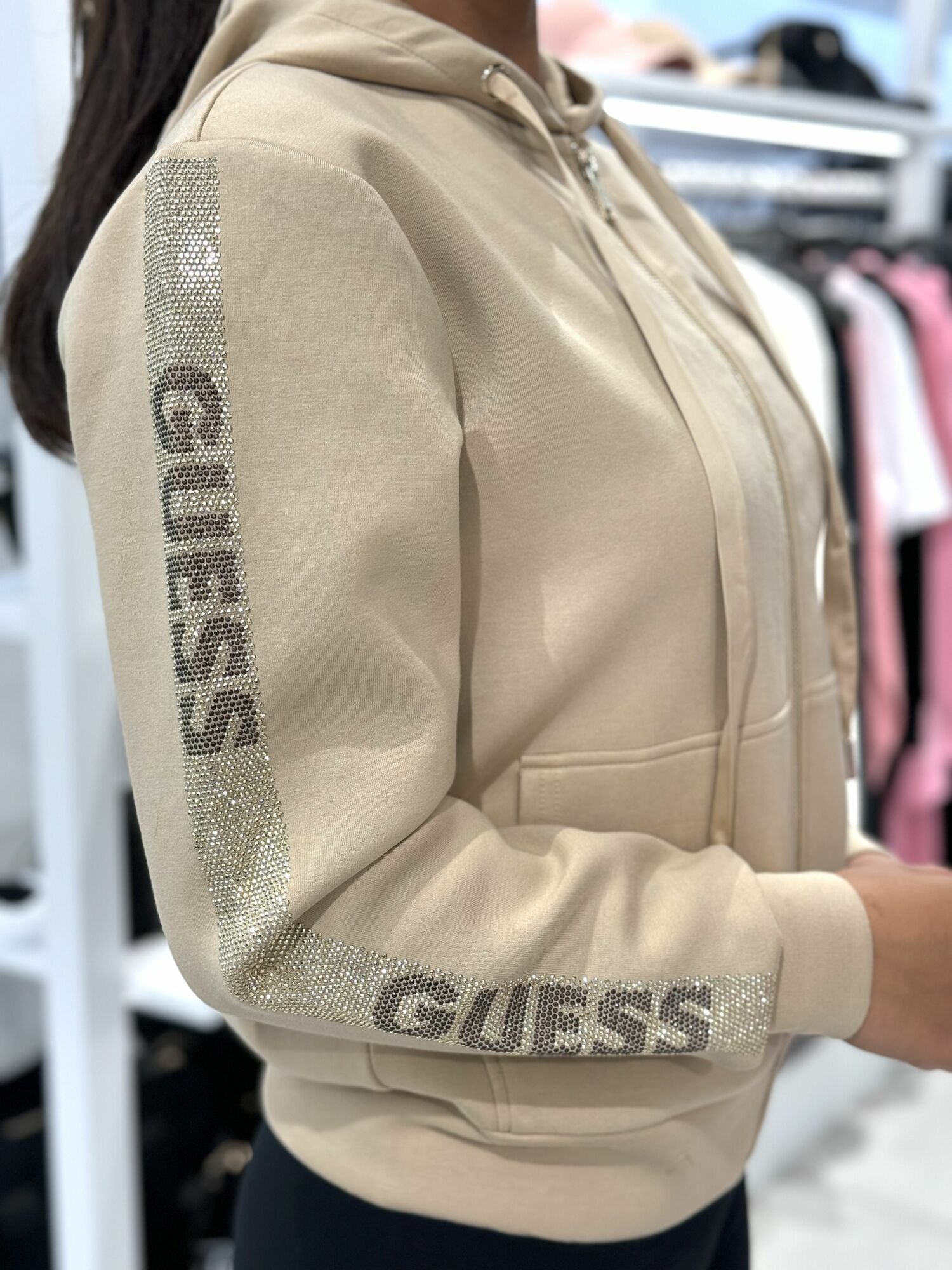 Guess - Hood Studs Logo Sweatshirt - Beige