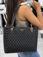 Guess - Yarmilla Noel Tote - Zwart