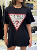 Guess - Ss Cn Shiny Triangle Tee - Zwart