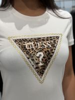 Guess - Ss Cn Triangle Leo Tee - Beige