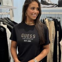 Guess - Ss Cn Pyramide Studs Tee - Zwart