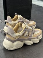 Steve Madden - Spectator Sneakers - Beige