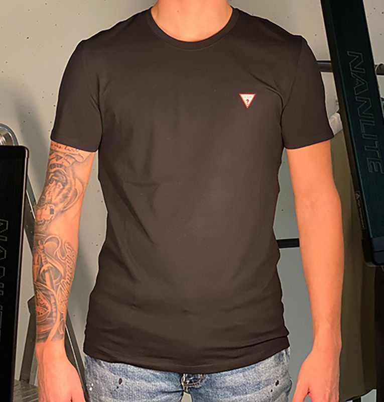 Guess - Cn Ss Core Tee - Zwart