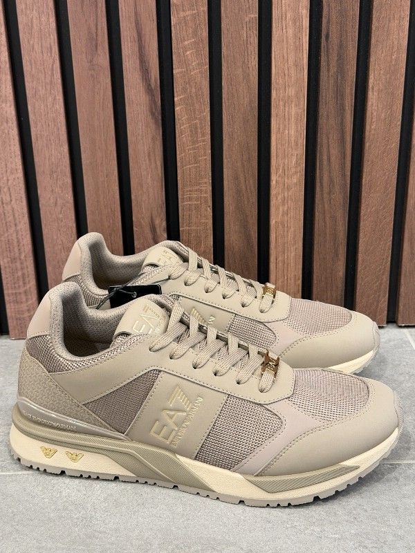 Armani EA7 - Sneakers - Beige