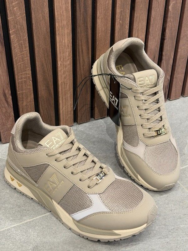 Armani EA7 - Sneakers - Beige