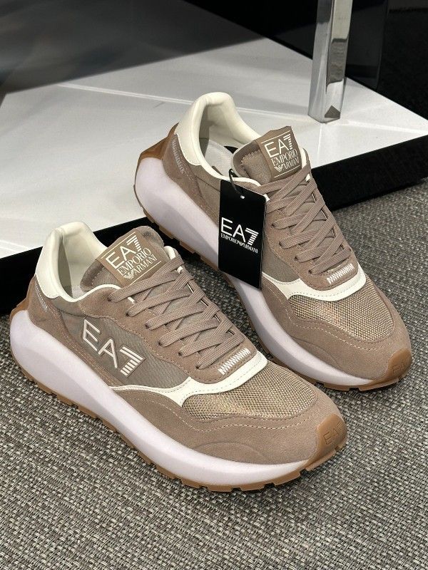 Armani EA7 - Sneakers - Beige