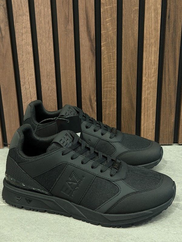 Armani EA7 - Sneakers - Zwart