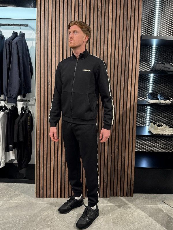 Armani EA7 - Sweatshirt - Zwart