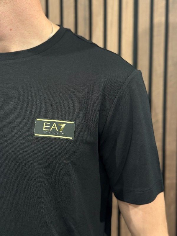 Armani EA7 - T-shirt - Zwart