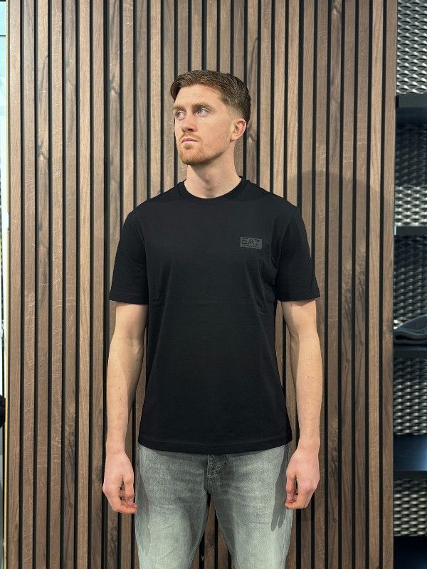 Armani EA7 - T-shirt - Zwart