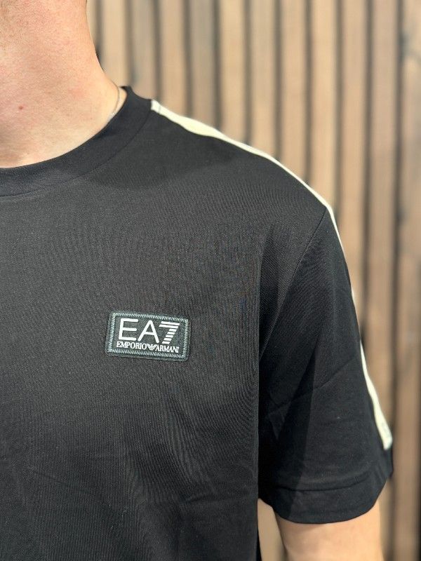 Armani EA7 - T-shirt - Zwart