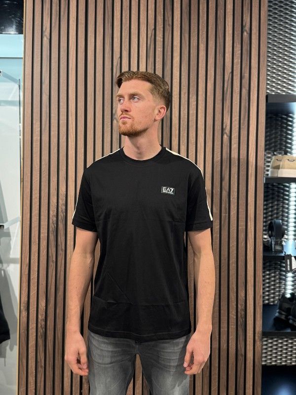 Armani EA7 - T-shirt - Zwart