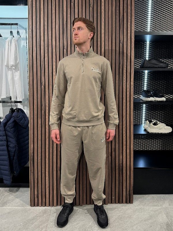 Armani EA7 - Tracksuit - Beige