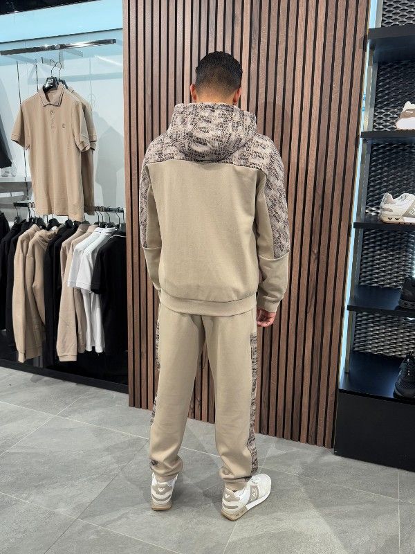 Armani EA7 - Sweatshirt - Beige