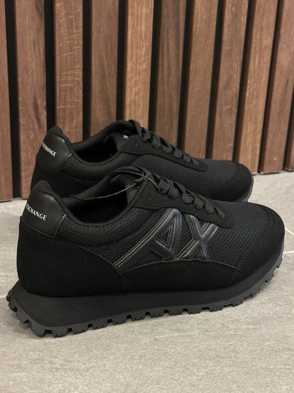 Armani Exchange - Sneakers - Zwart