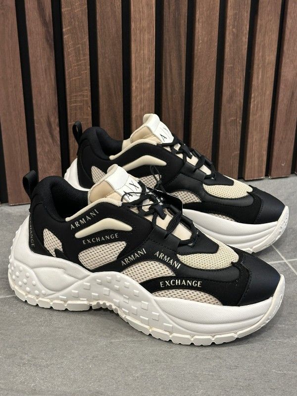 Armani Exchange - Sneakers - Zwart
