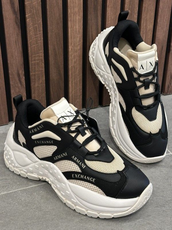 Armani Exchange - Sneakers - Zwart