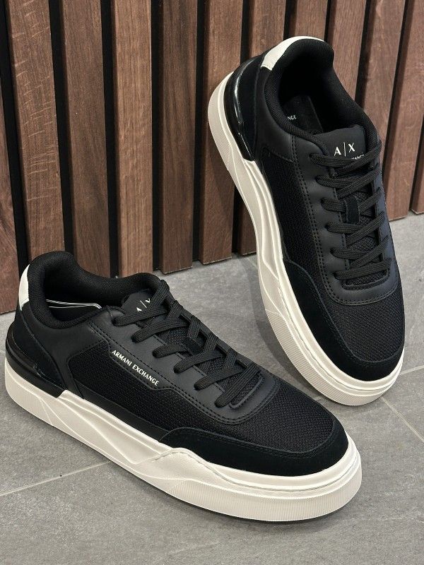 Armani Exchange - Sneakers - Zwart