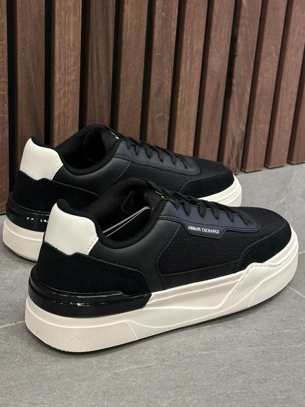 Armani Exchange - Sneakers - Zwart
