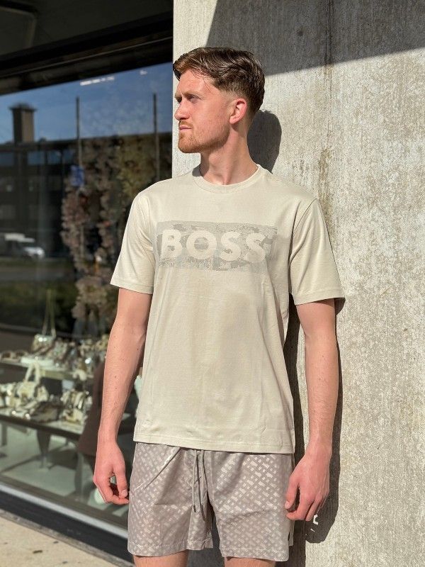 Boss - TS_Globe Logo - Beige