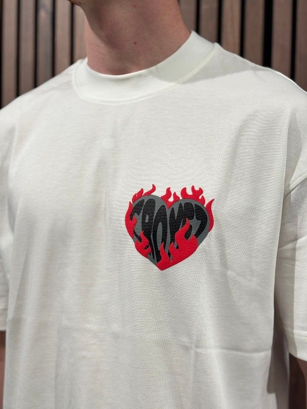 Croyez - Croyez Heart On Fire T-shirt - Wit