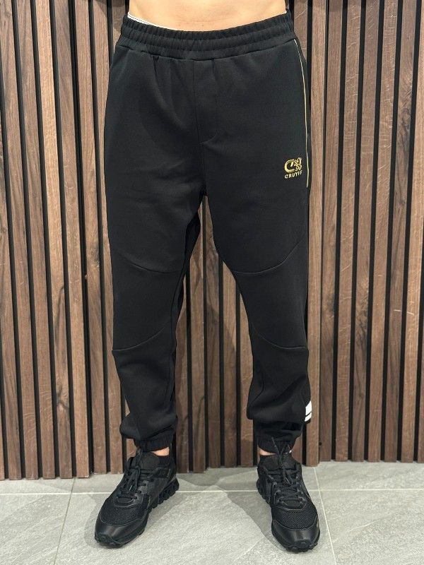 Cruyff Classics - Icon League Joggingpak - Zwart 