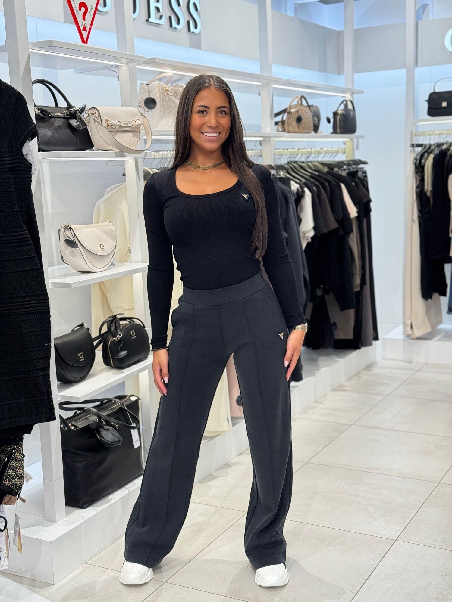 Guess Active - Colette LS Rib Top - Zwart