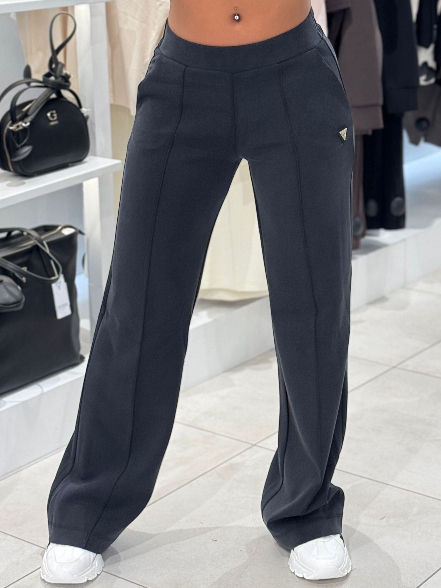 Guess Active - Olympe Straight Pants - Zwart