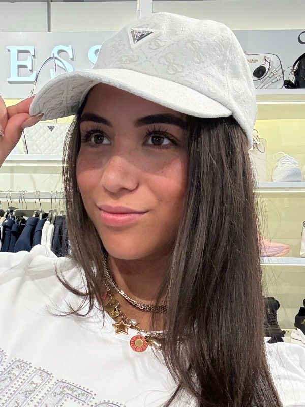 Guess Active - Logo Baseball Cap - Beige