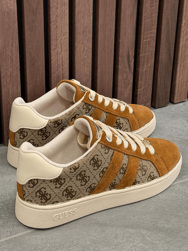Guess - Barlie2 - Beige
