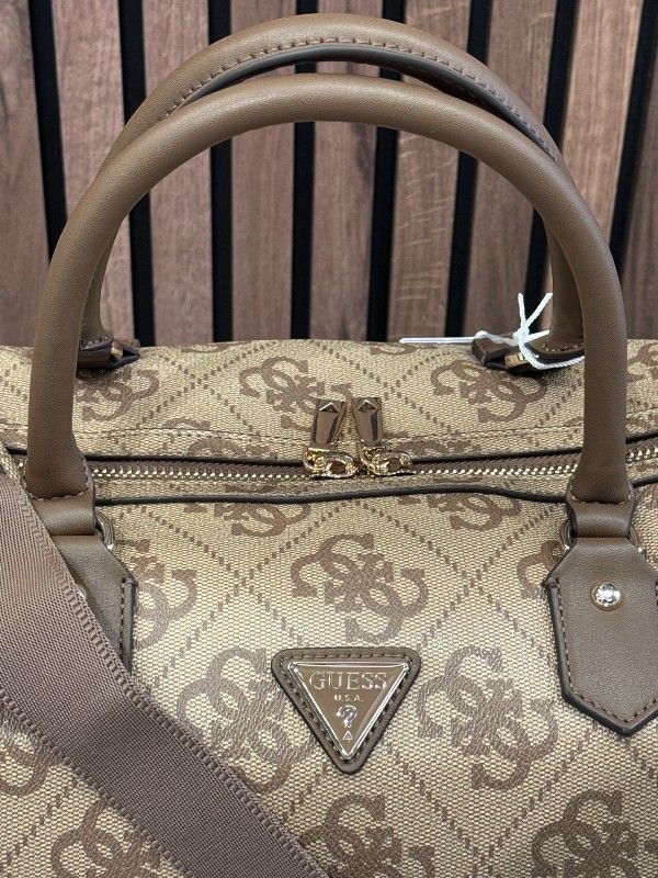 Guess - Berta Weekender Duffel - Beige