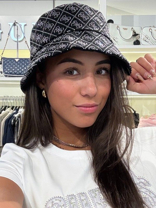Guess - Rain Hat - Zwart
