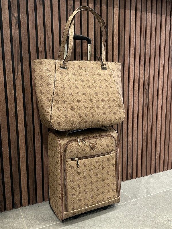 Guess - Calebra Travel Tote - Beige