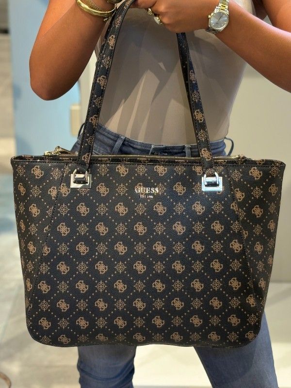 Guess - Calebra Travel Tote - Bruin