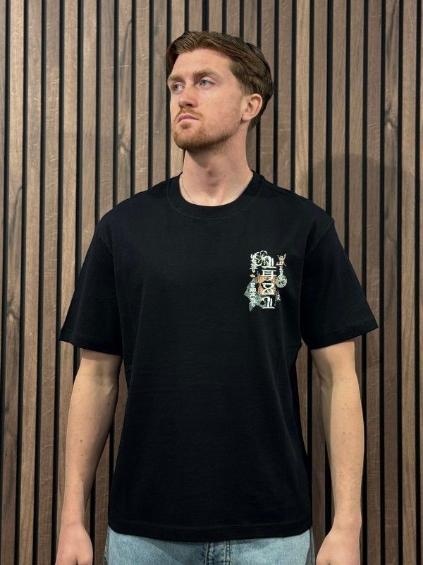 Guess - Cn Ss Japan Signs Oversize Tee - Zwart