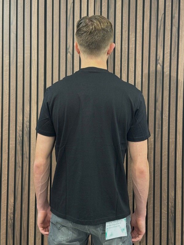 Guess - Cn Ss Small Logo Tee - Zwart