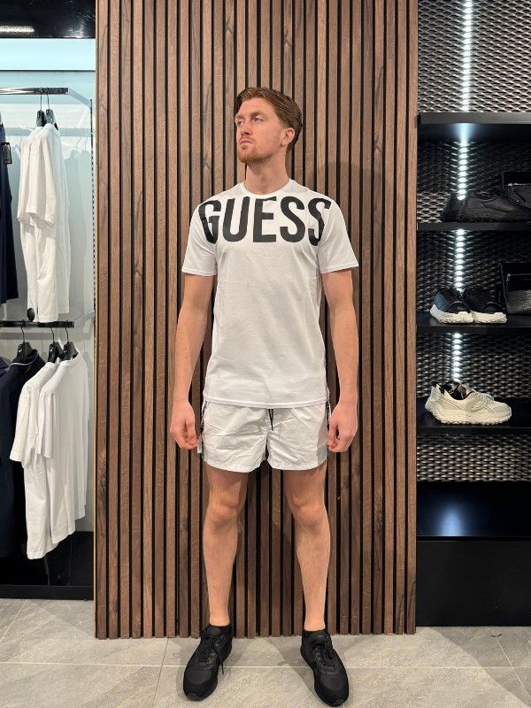 Guess - Cn Ss Ultra Logo T-shirt - Wit