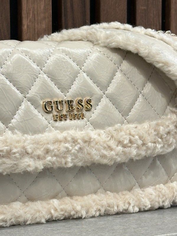 Guess - Cristi Convertible Xbody Flap - Beige