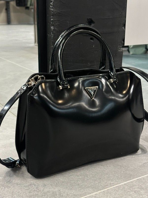 Guess - Arnela Girlfriend Satchel - Zwart