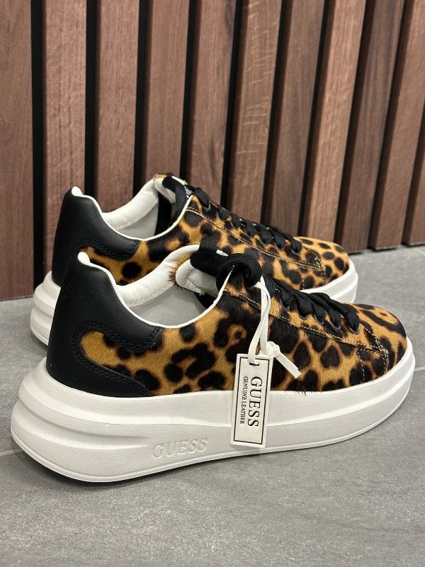 Guess - Elbina8 - Bruin