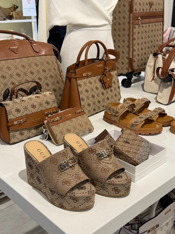 Guess - Evenza - Beige