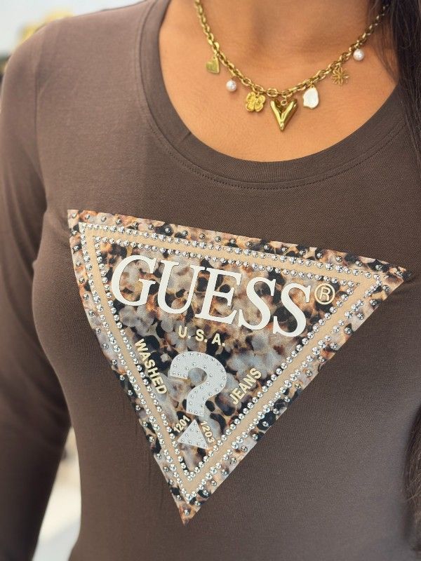 Guess - Ls Cn Leo Triangle Tee - Bruin