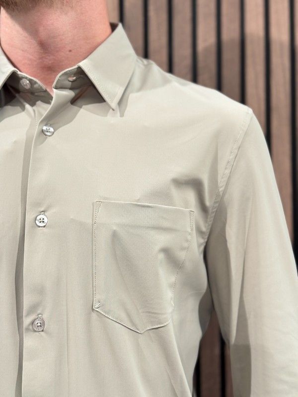 Guess - Ls Sunset Tech Shirt - Groen