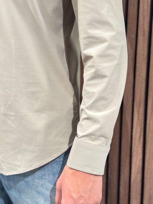 Guess - Ls Sunset Tech Shirt - Groen