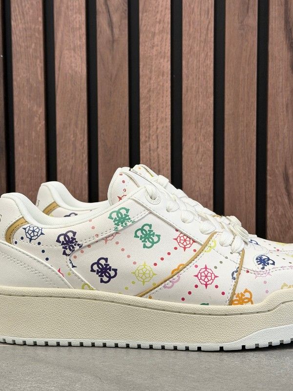 Guess - Madley - Wit