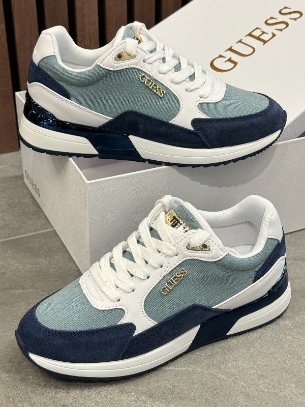 Guess - Moxea14 - Blauw