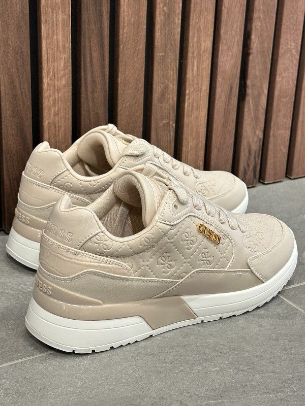 Guess - Moxea16 - Beige