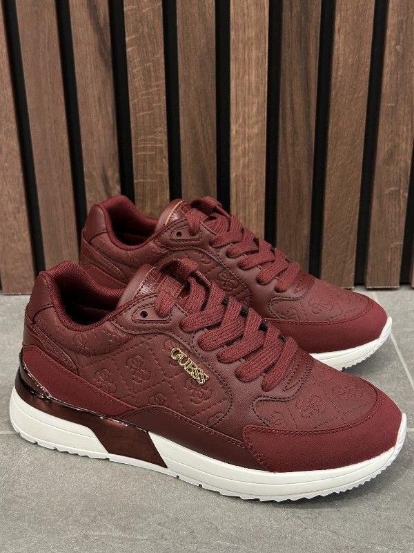 Guess - Moxea16 - Rood